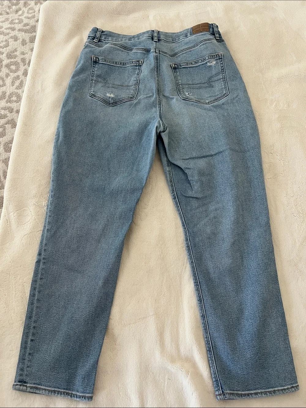 American Eagle curvy mom jean
